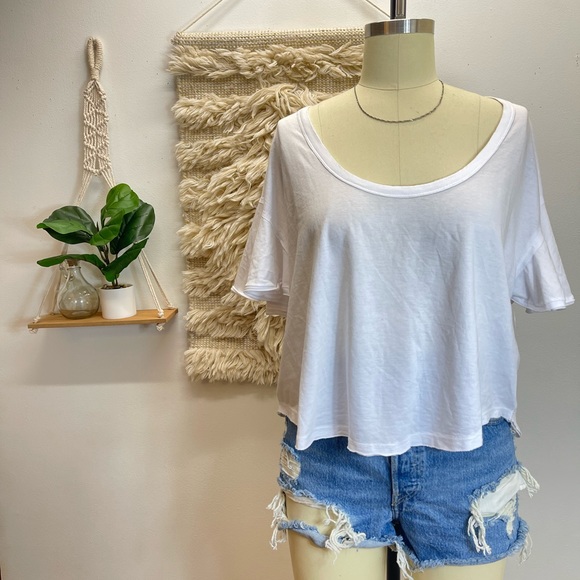 Free People Tops - Free People  Loose Sleeves Top Crew Tee Lightweight T-Shirt White Cotton Blend